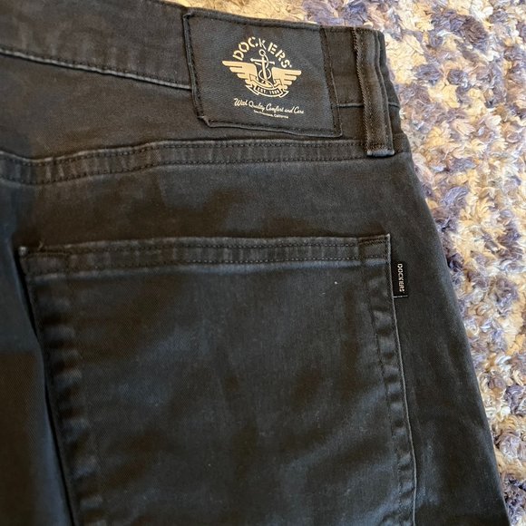 Dockers Jean Cut Pants, Slim Fit, Black 32x30 - Picture 2 of 6
